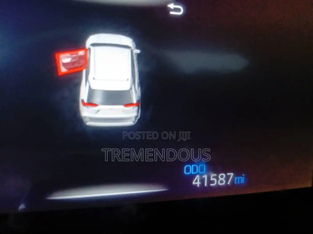 Toyota RAV4 XLE AWD 2023 Red