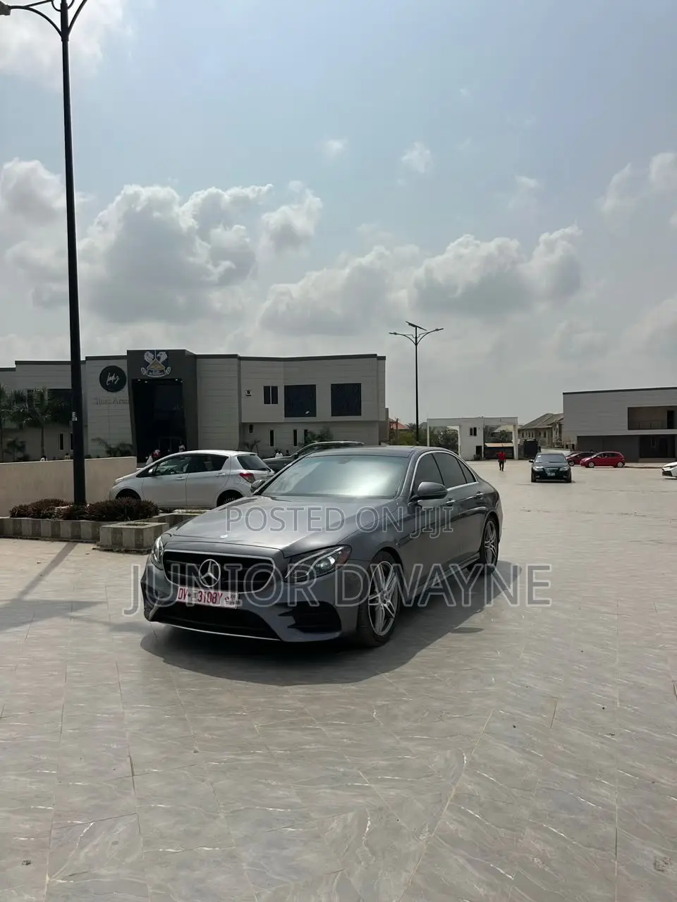 Mercedes-Benz E300 2018 Gray