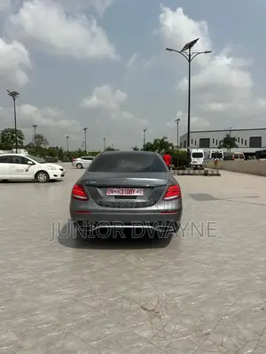 Mercedes-Benz E300 2018 Gray