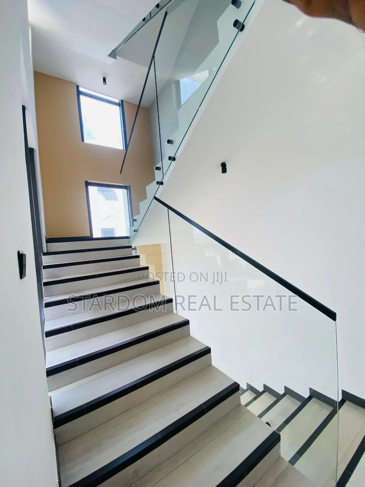 Furnished 5bdrm Townhouse / Terrace in Cantonments for rent