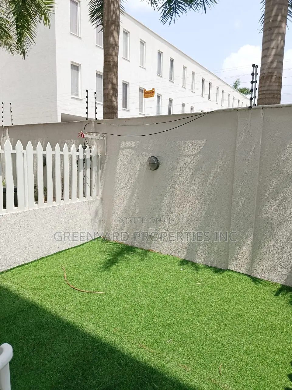 4bdrm Townhouse / Terrace in Lagos Avenue, East Legon for rent