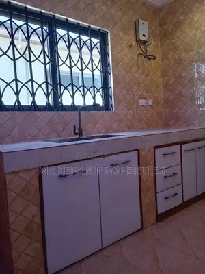 3bdrm Apartment in East Legon for rent