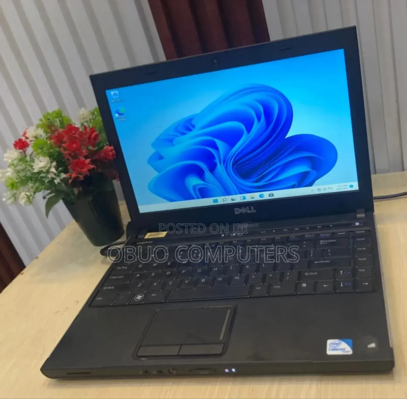 Laptop Dell Vostro 3300 4GB Intel SSD 250GB