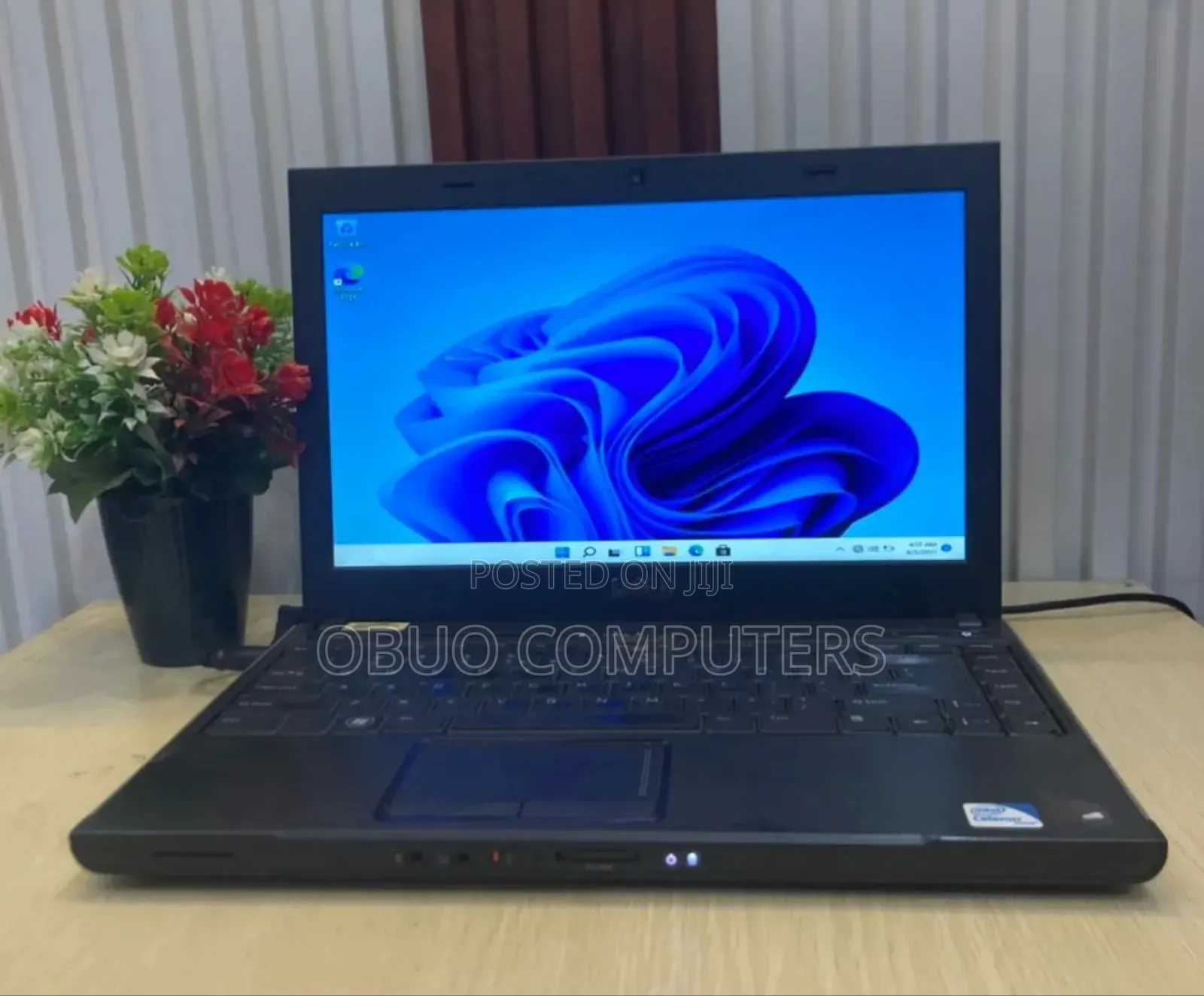 Laptop Dell Vostro 3300 4GB Intel SSD 250GB