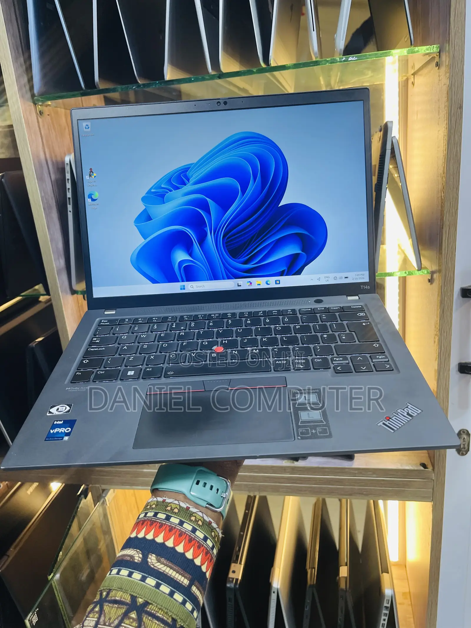 Laptop Lenovo ThinkPad T14s G4 16GB Intel Core i5 SSD 256GB