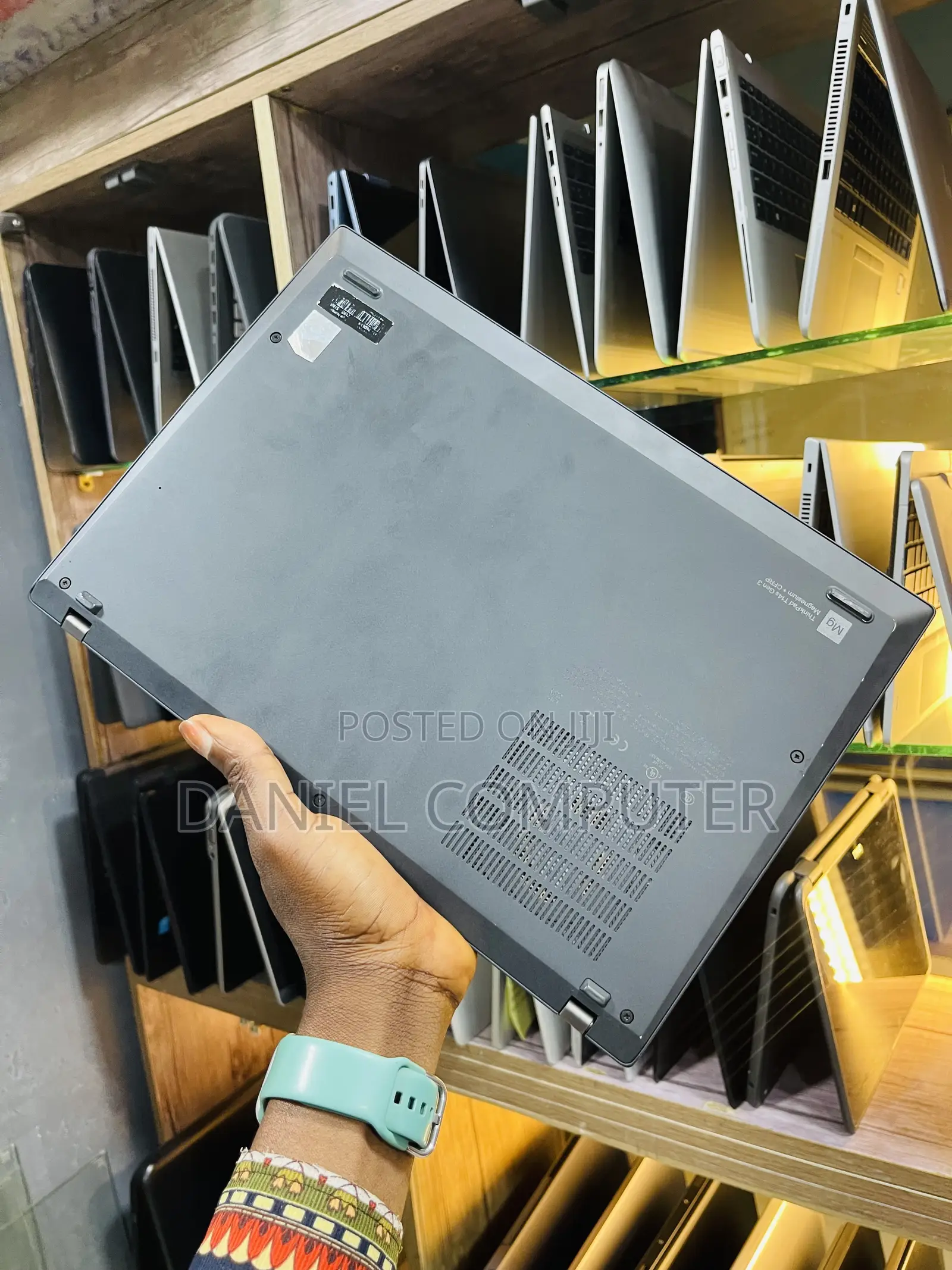 Laptop Lenovo ThinkPad T14s G4 16GB Intel Core i5 SSD 256GB