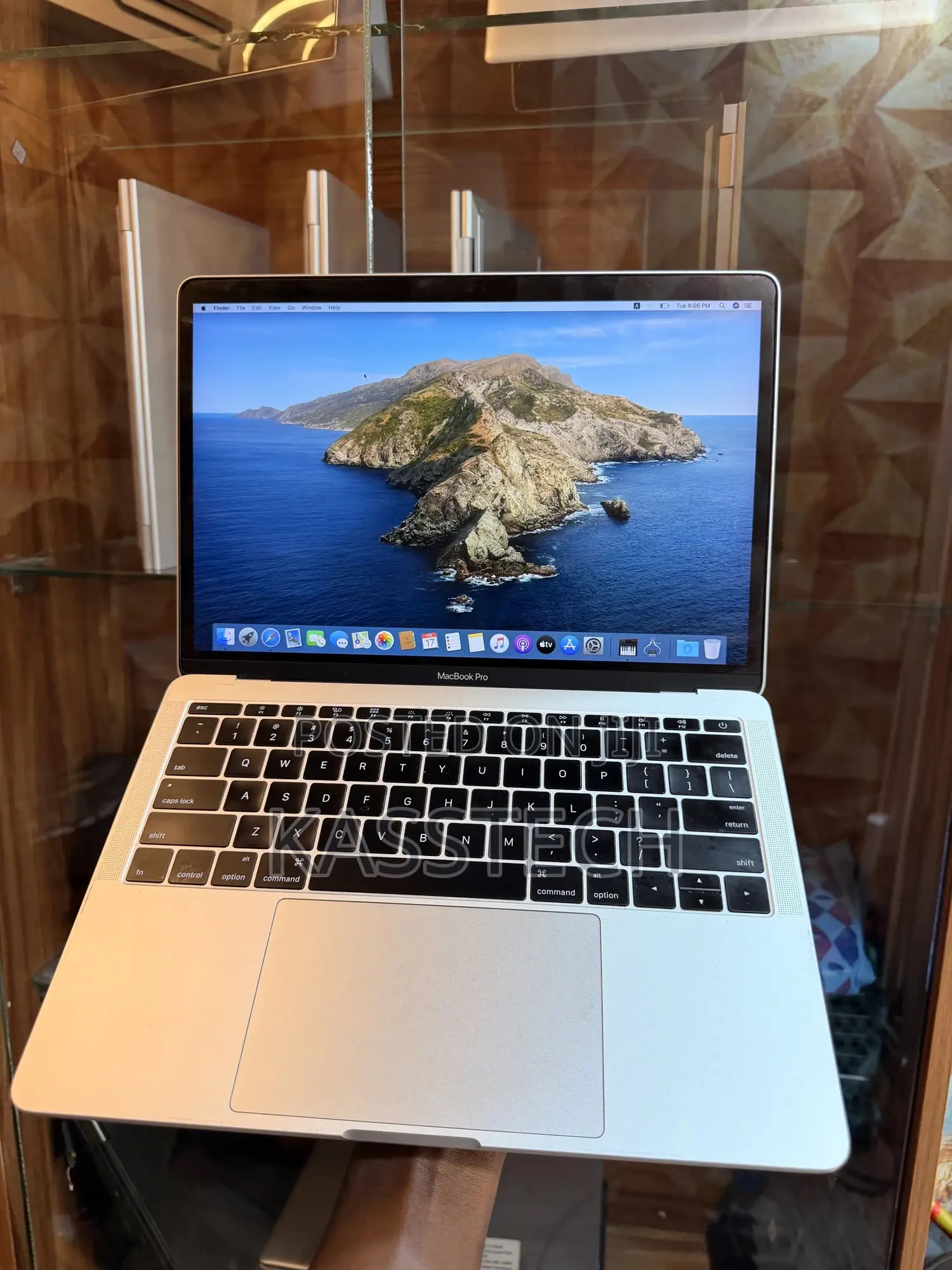 Laptop Apple MacBook Pro 8GB Intel Core i5 SSD 256GB