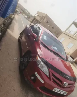 Toyota Corolla 2013 Red