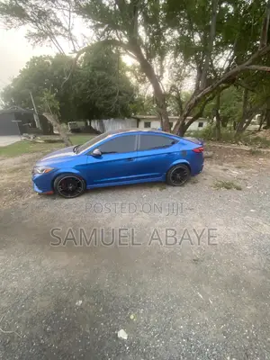 Hyundai Elantra 2018 Blue