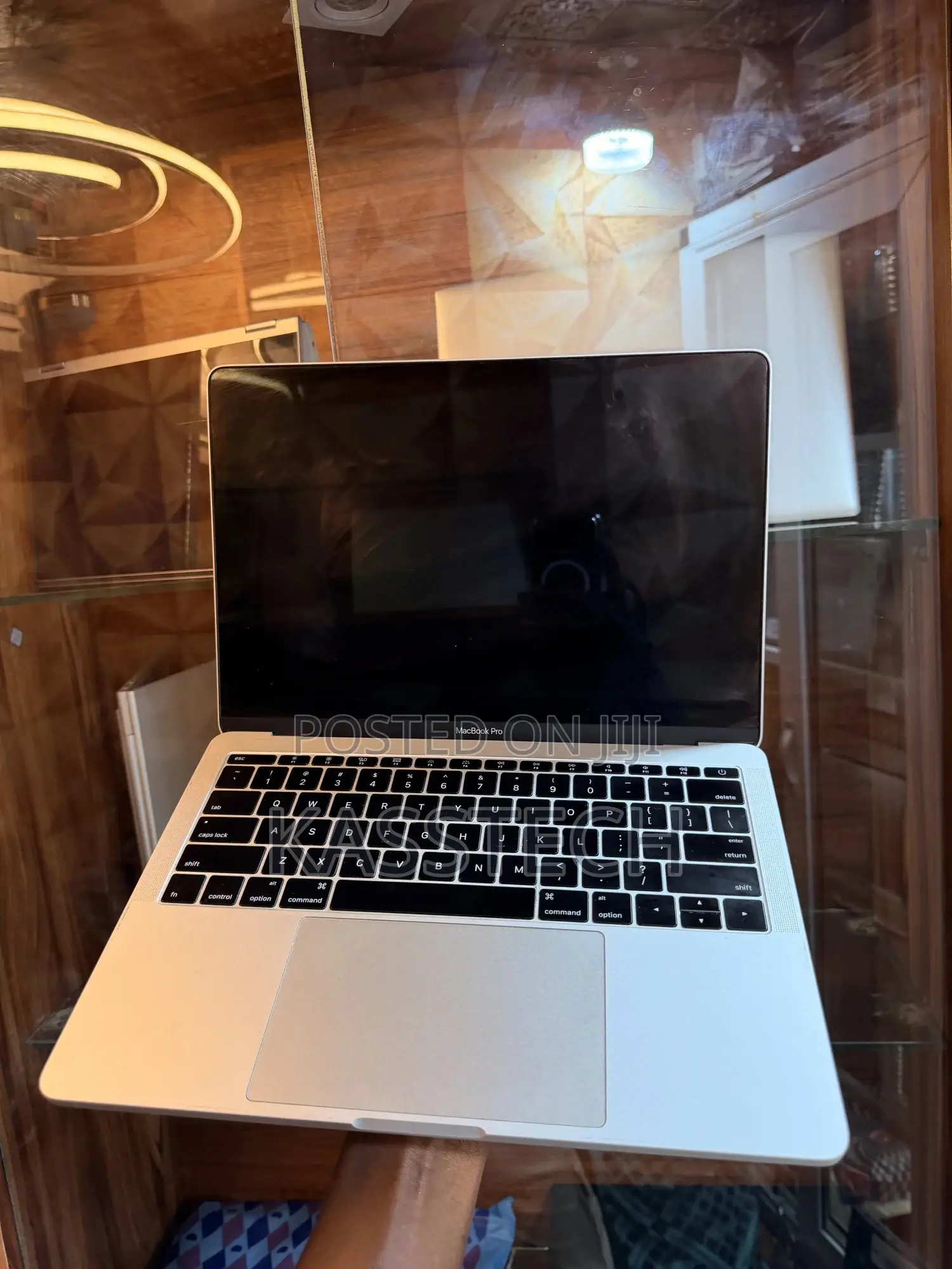 Laptop Apple MacBook Pro 8GB Intel Core I5 SSD 256GB