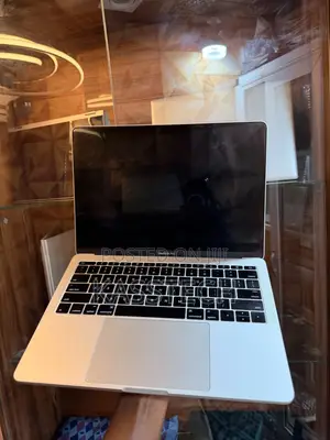 Laptop Apple MacBook Pro 8GB Intel Core I5 SSD 256GB
