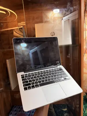 Laptop Apple MacBook 2015 8GB Intel Core i5 SSD 256GB