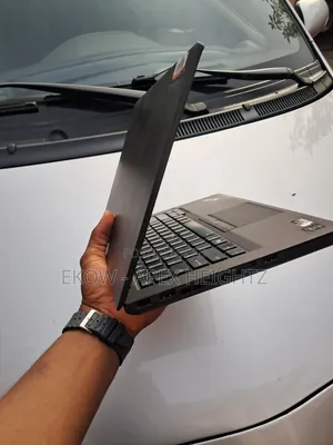 Laptop Lenovo ThinkPad T450 4GB Intel Core I5 SSD 250GB