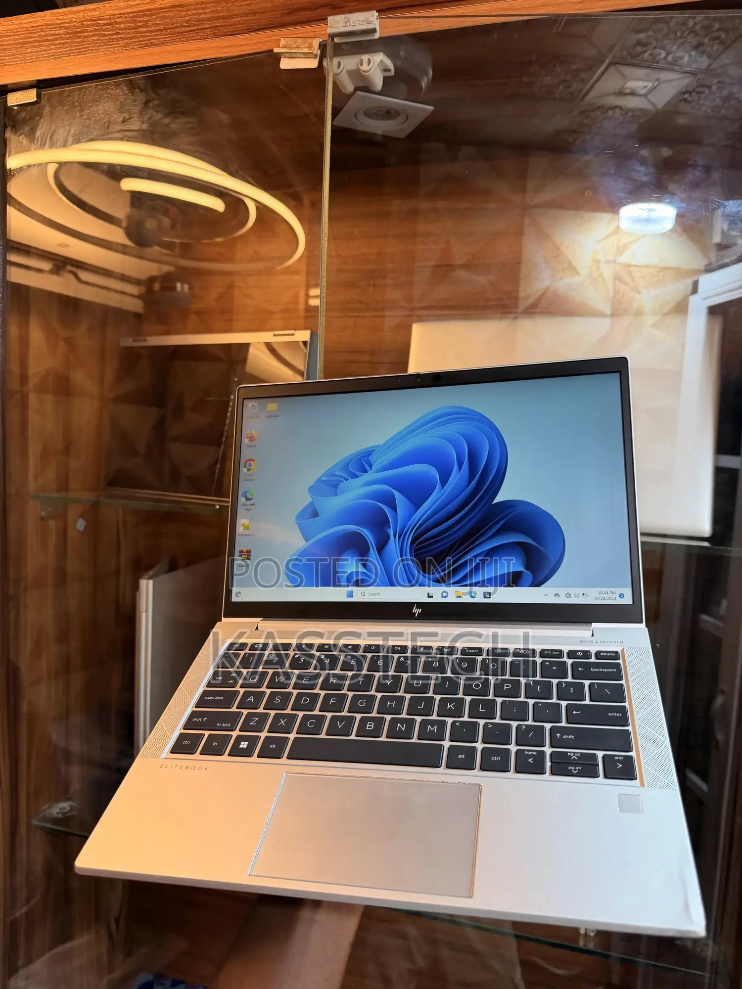 Laptop HP EliteBook 830 G8 8GB AMD Ryzen 5 SSD 256GB