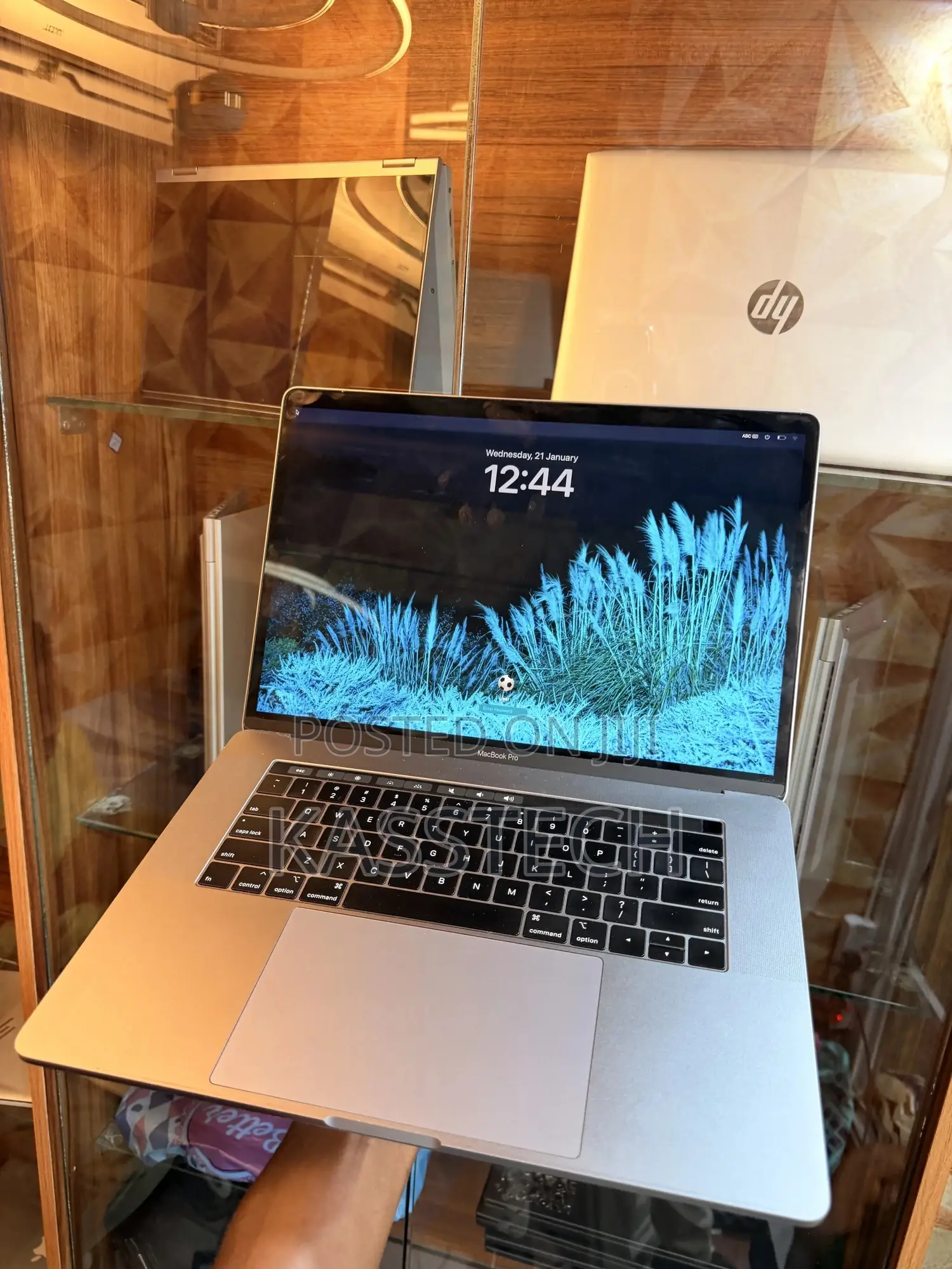 Laptop Apple MacBook Pro 2018 32GB Intel Core I7 SSD 512GB