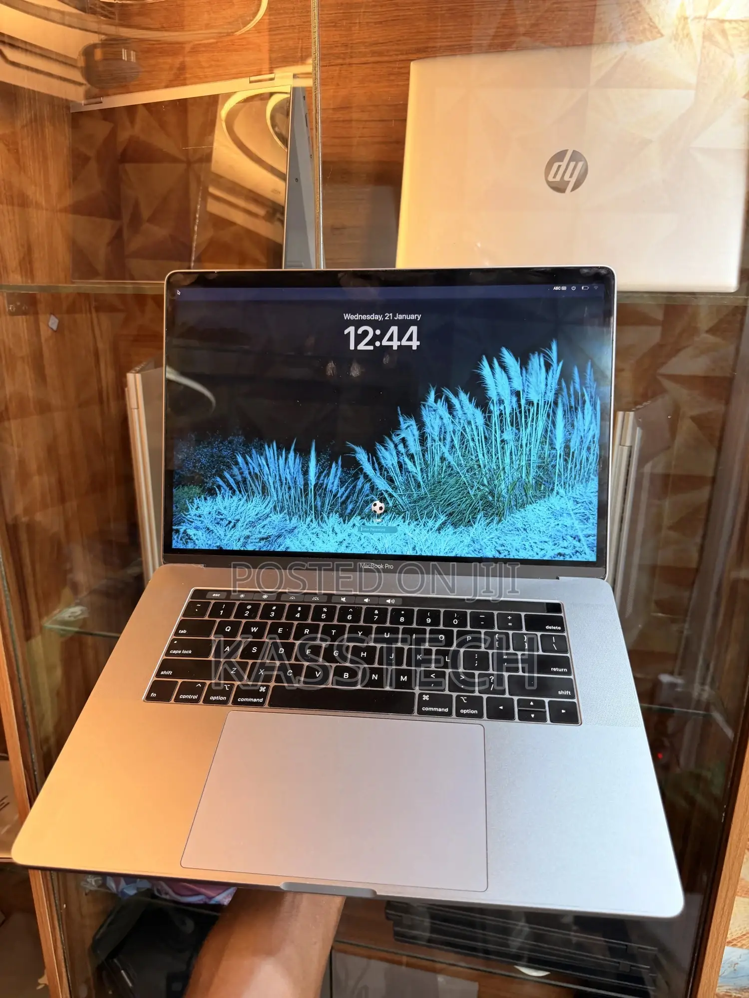 Laptop Apple MacBook Pro 2018 32GB Intel Core I7 SSD 512GB