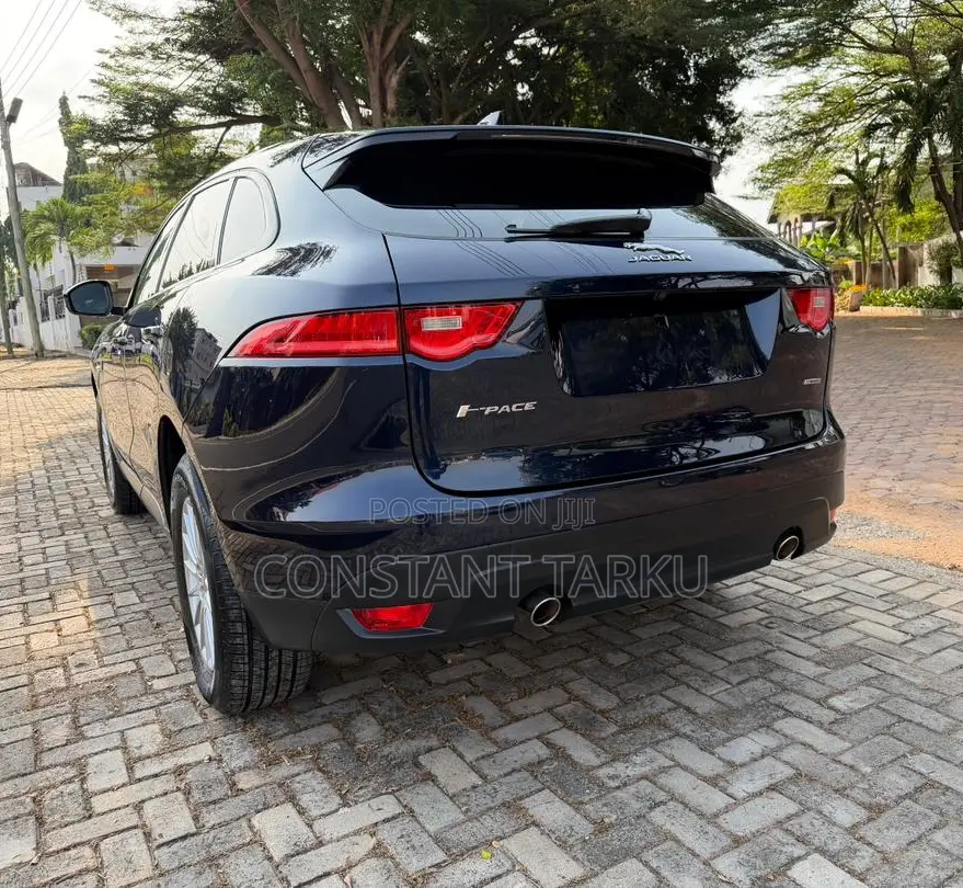 Jaguar E-Pace First Edition 2018 Blue