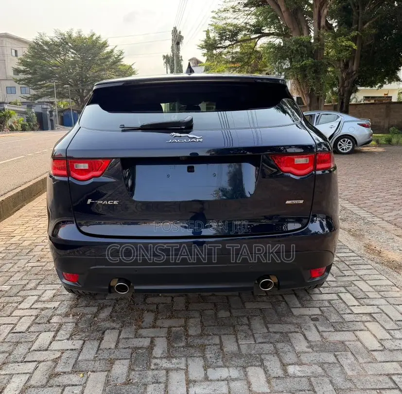 Jaguar E-Pace First Edition 2018 Blue