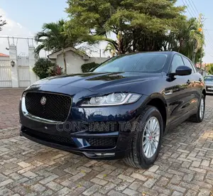 Jaguar E-Pace First Edition 2018 Blue
