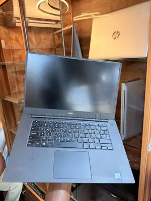 Laptop Dell Precision 5550 16GB Intel Core i5 SSD 512GB