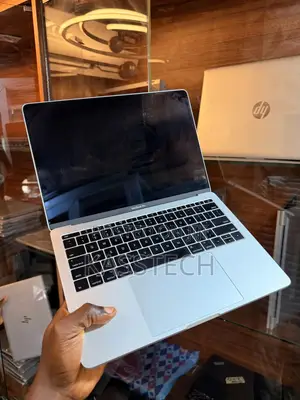 Laptop Apple MacBook Pro 8GB Intel Core I5 SSD 256GB