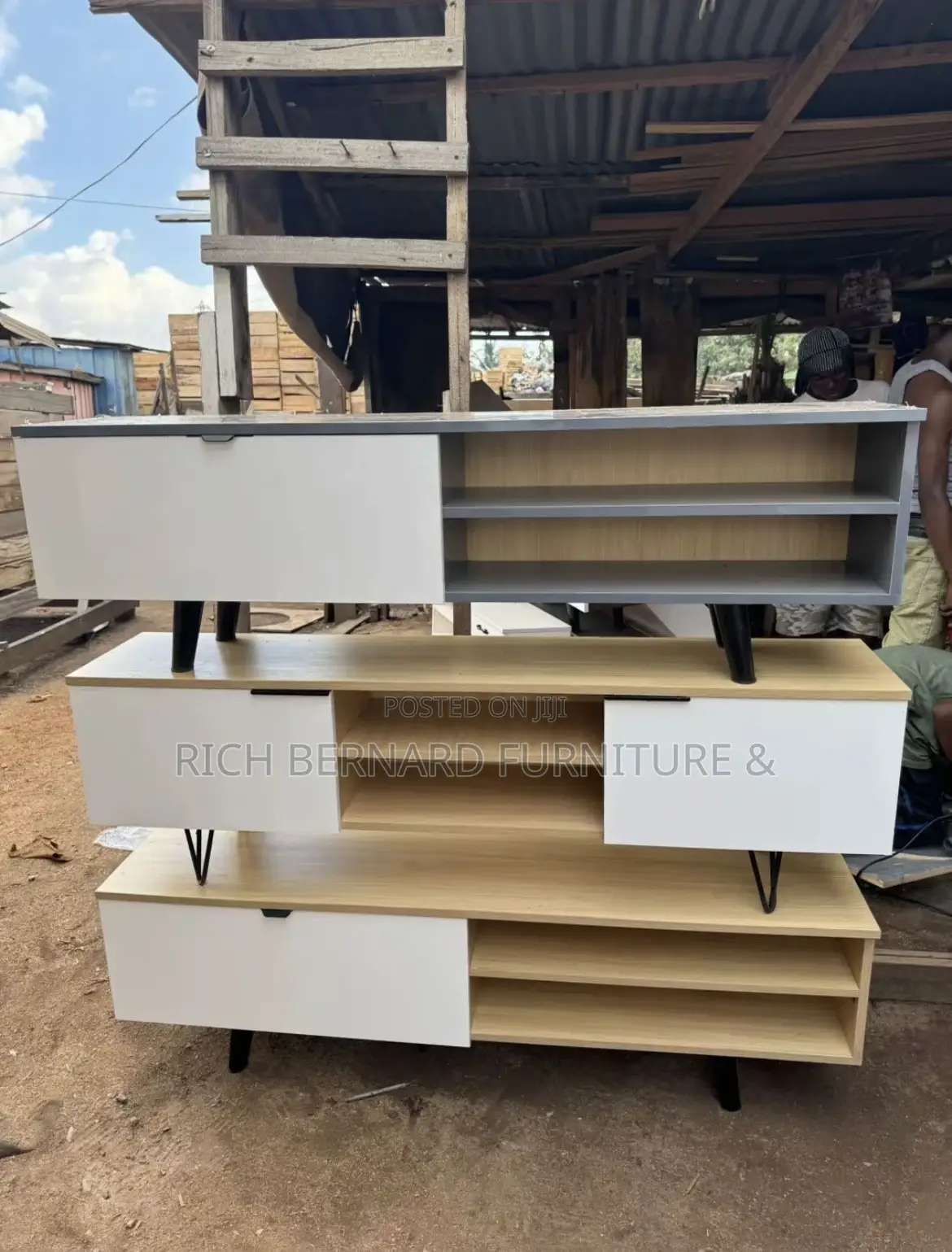 5feet Laminated Tv Stand