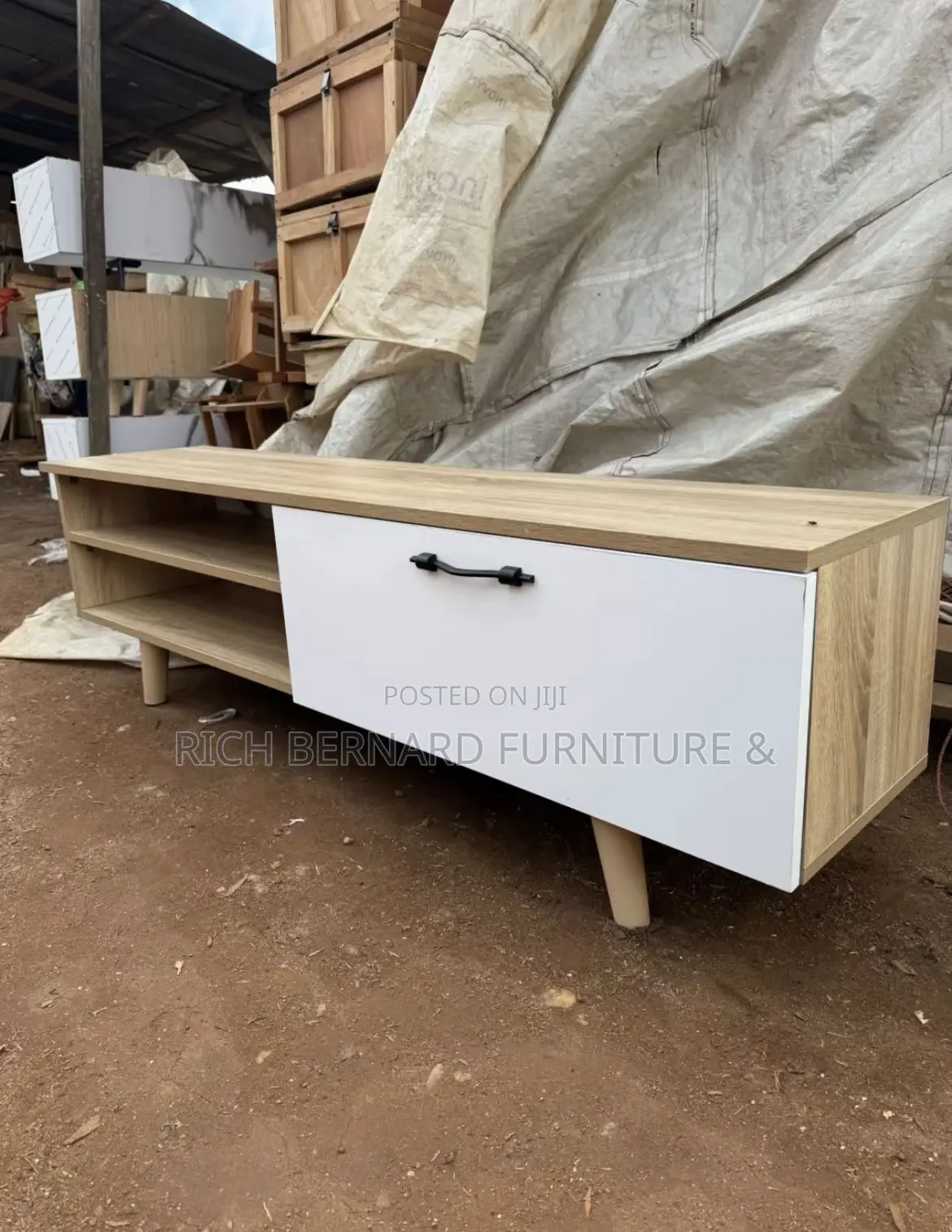 5feet Laminated Tv Stand