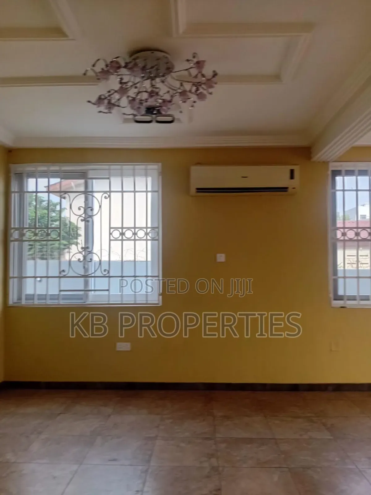 5bdrm Mansion in Kb Properties, Spintex for rent