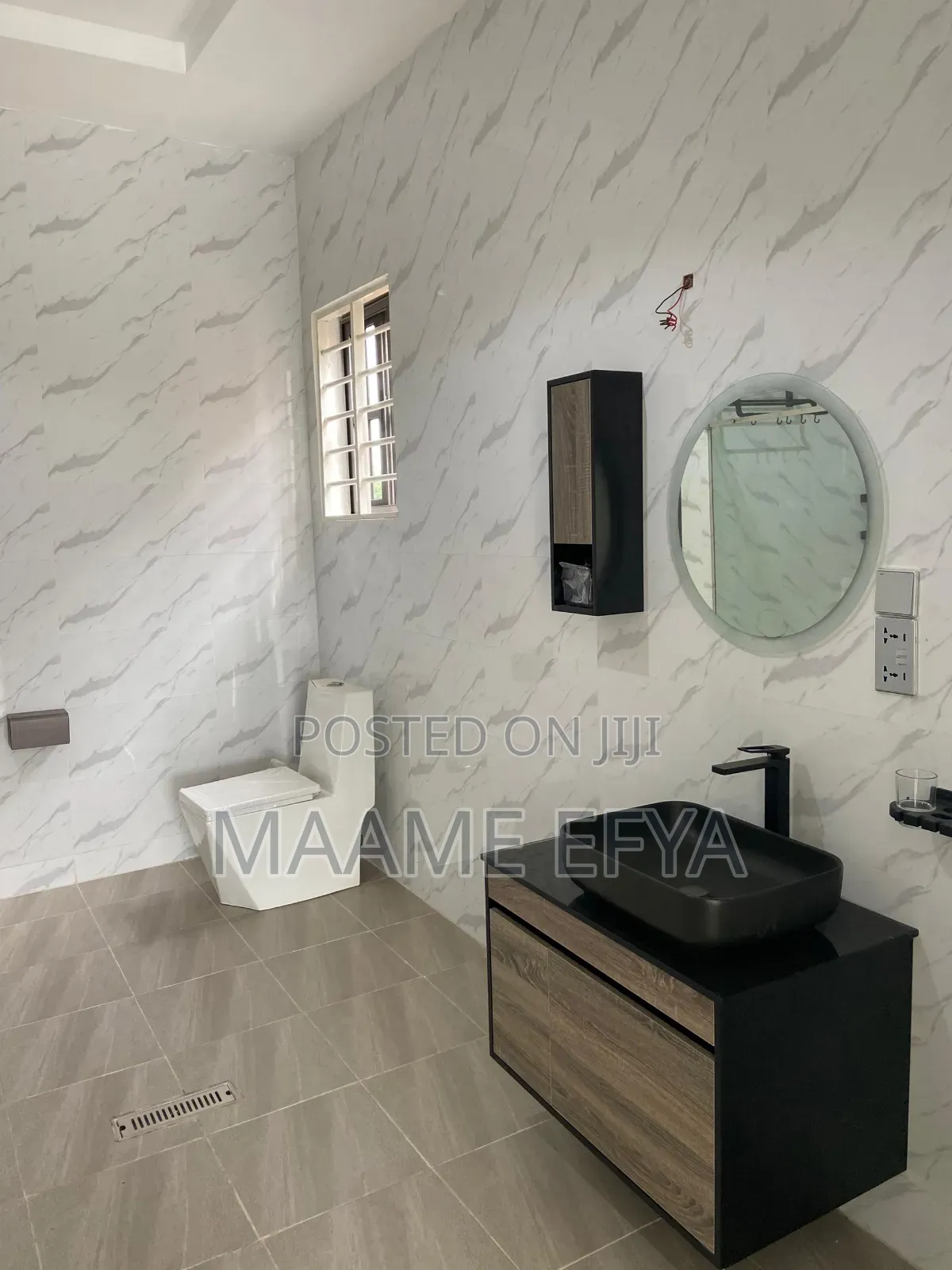 4bdrm House in Ashongman, Ashomang Estate for sale