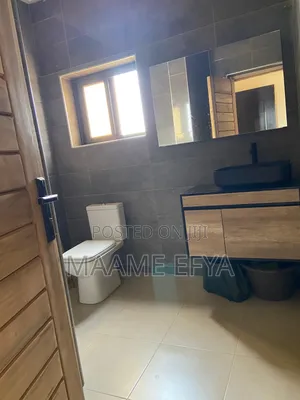 4bdrm House in Lakeside for sale