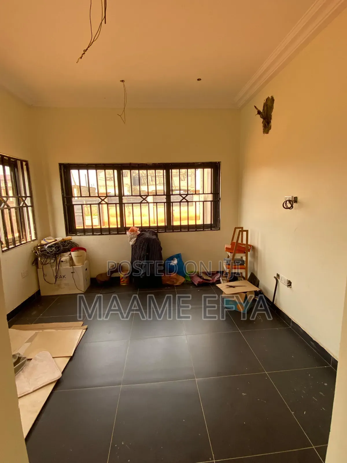 4bdrm House in Lakeside for sale