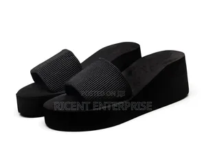 Slipped Heel Available