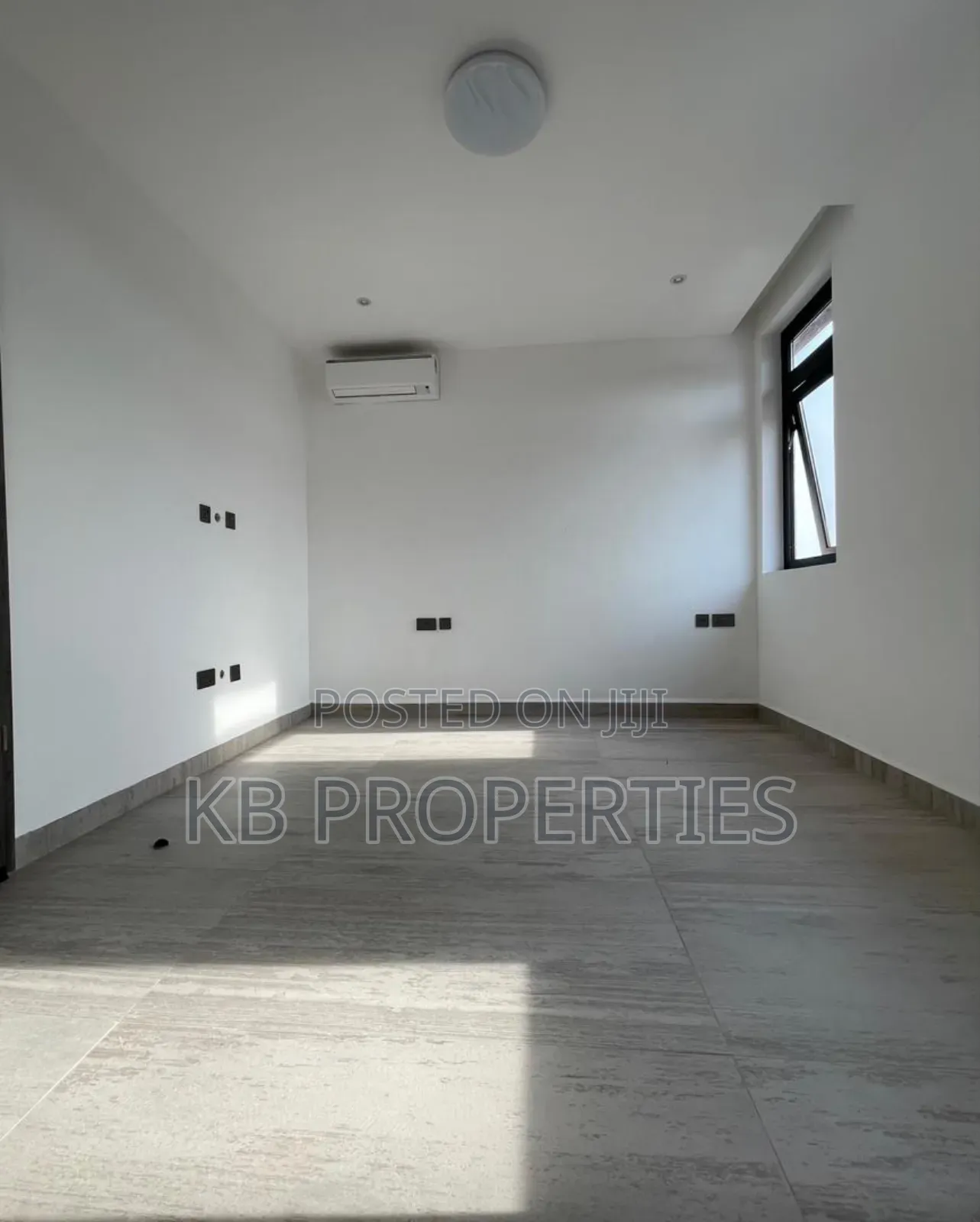 4bdrm Townhouse / Terrace in Kb Properties, East Legon for rent