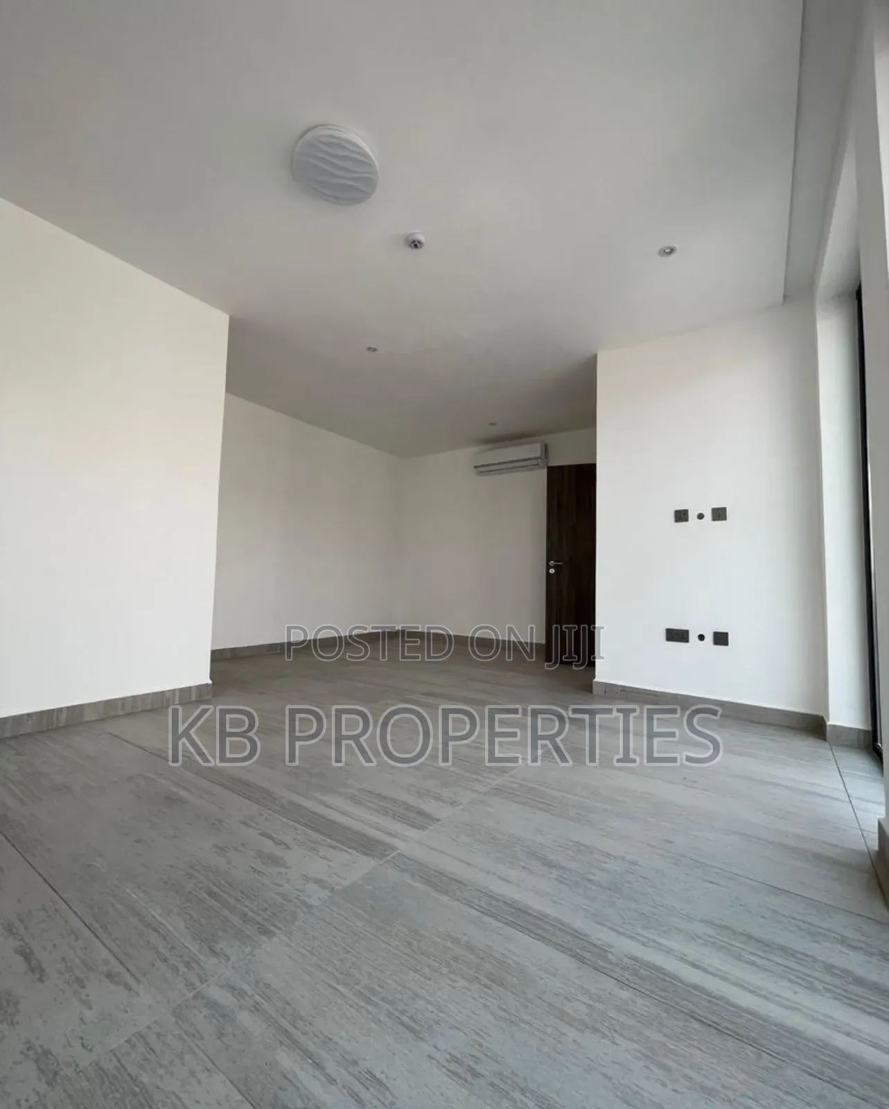 4bdrm Townhouse / Terrace in Kb Properties, East Legon for rent