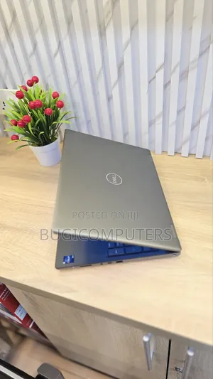 Laptop Dell Precision 7670 32GB Intel Core i9 SSD 1T