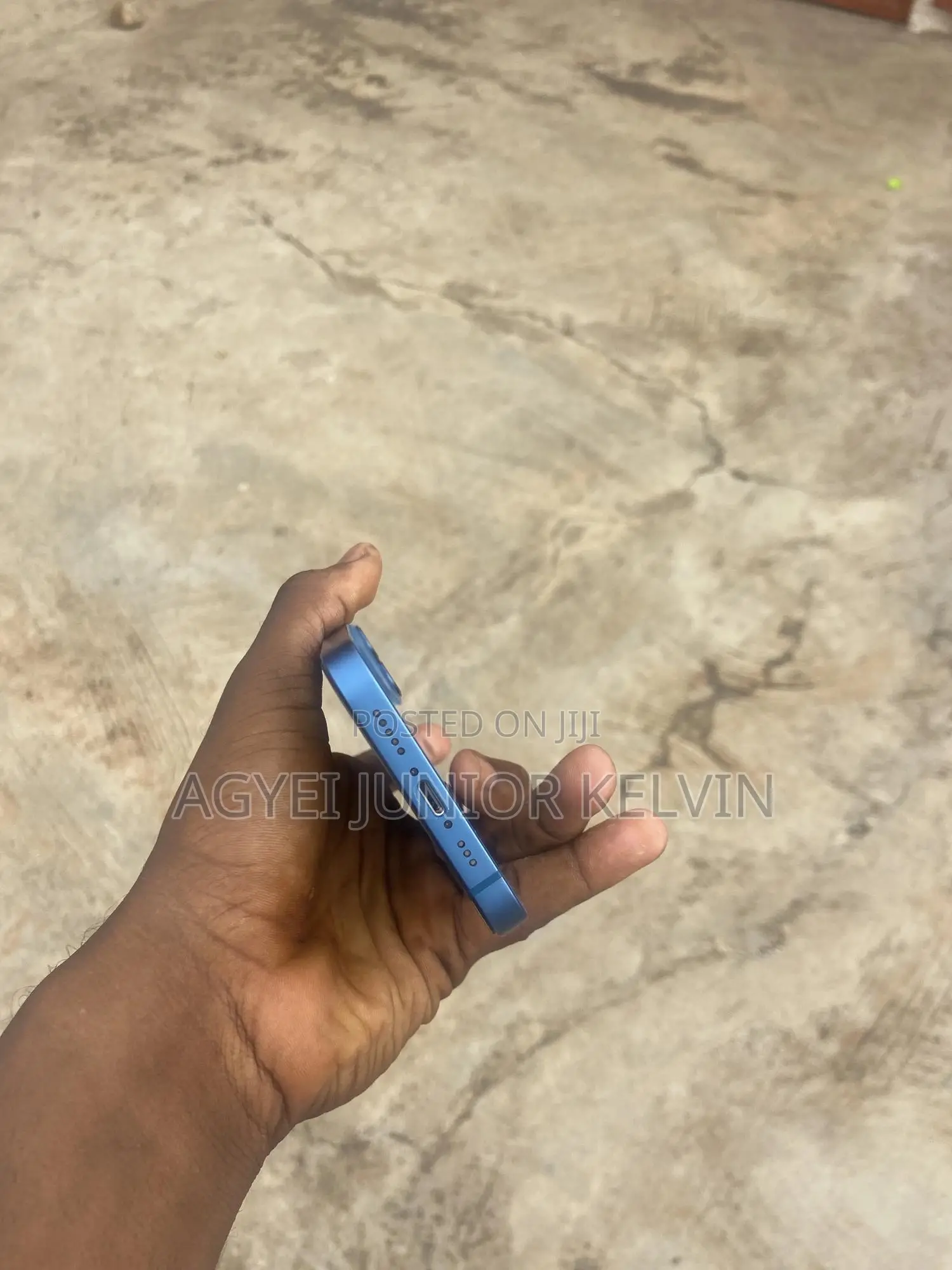 New Apple iPhone 13 128 GB Blue