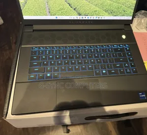 Laptop Dell Alienware M16 R1 32GB Intel Core i7 SSD 1T