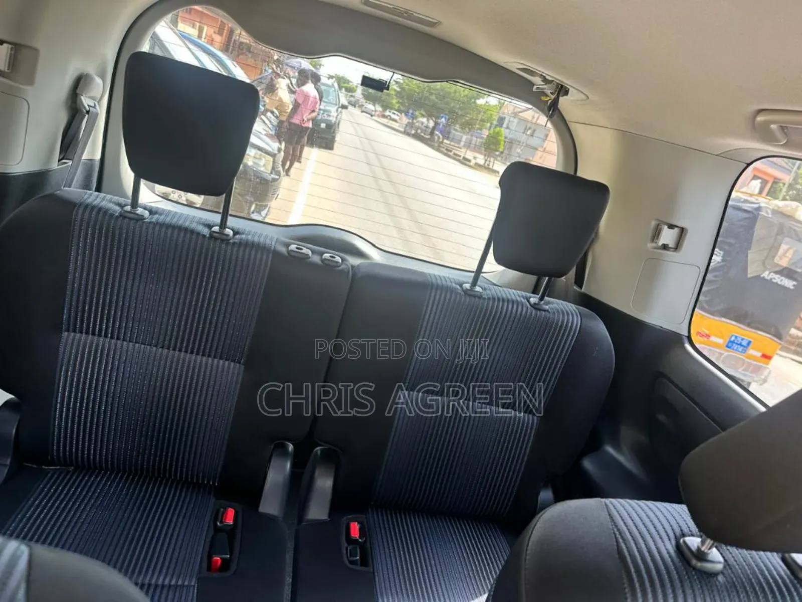 Toyota Voxy 2016 Gray