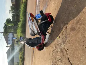 SYM Symnh 2024 Red