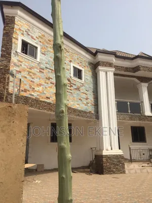 5bdrm Duplex in Spintex for rent