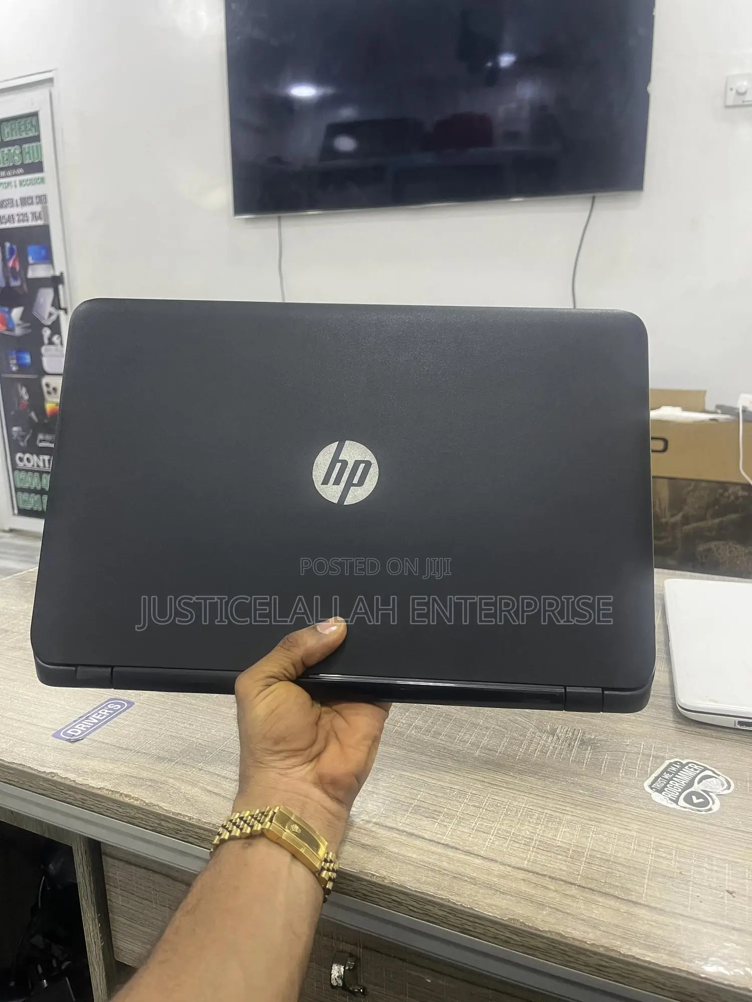 Laptop HP 4GB Intel HDD 1T