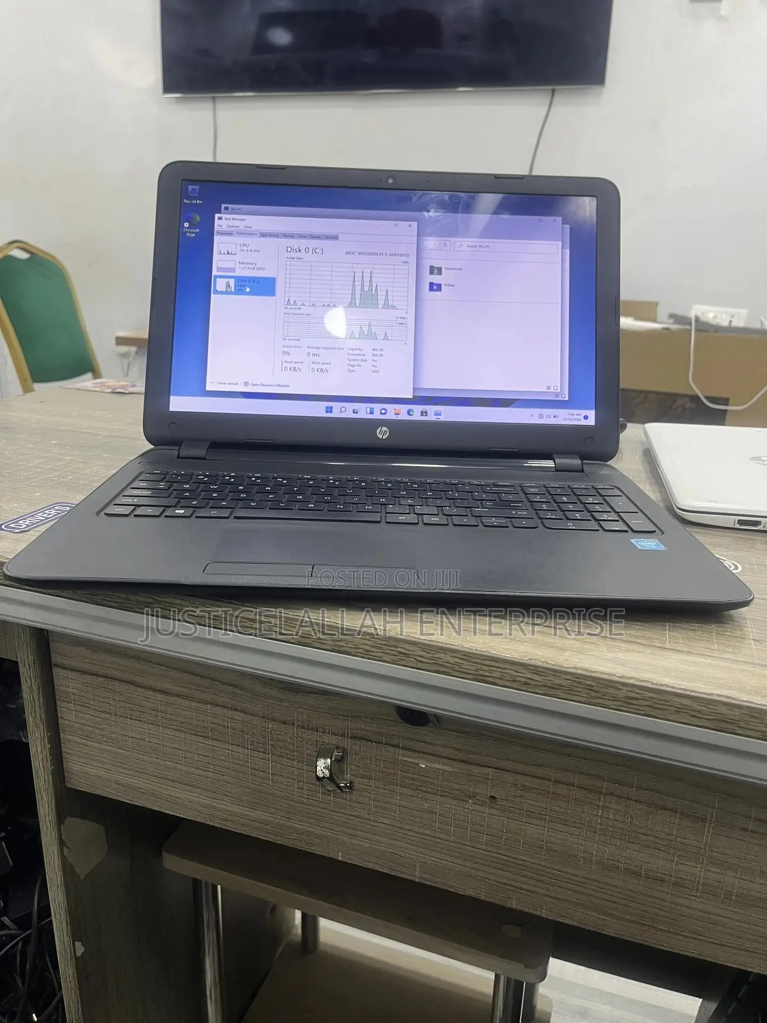 Laptop HP 4GB Intel HDD 1T