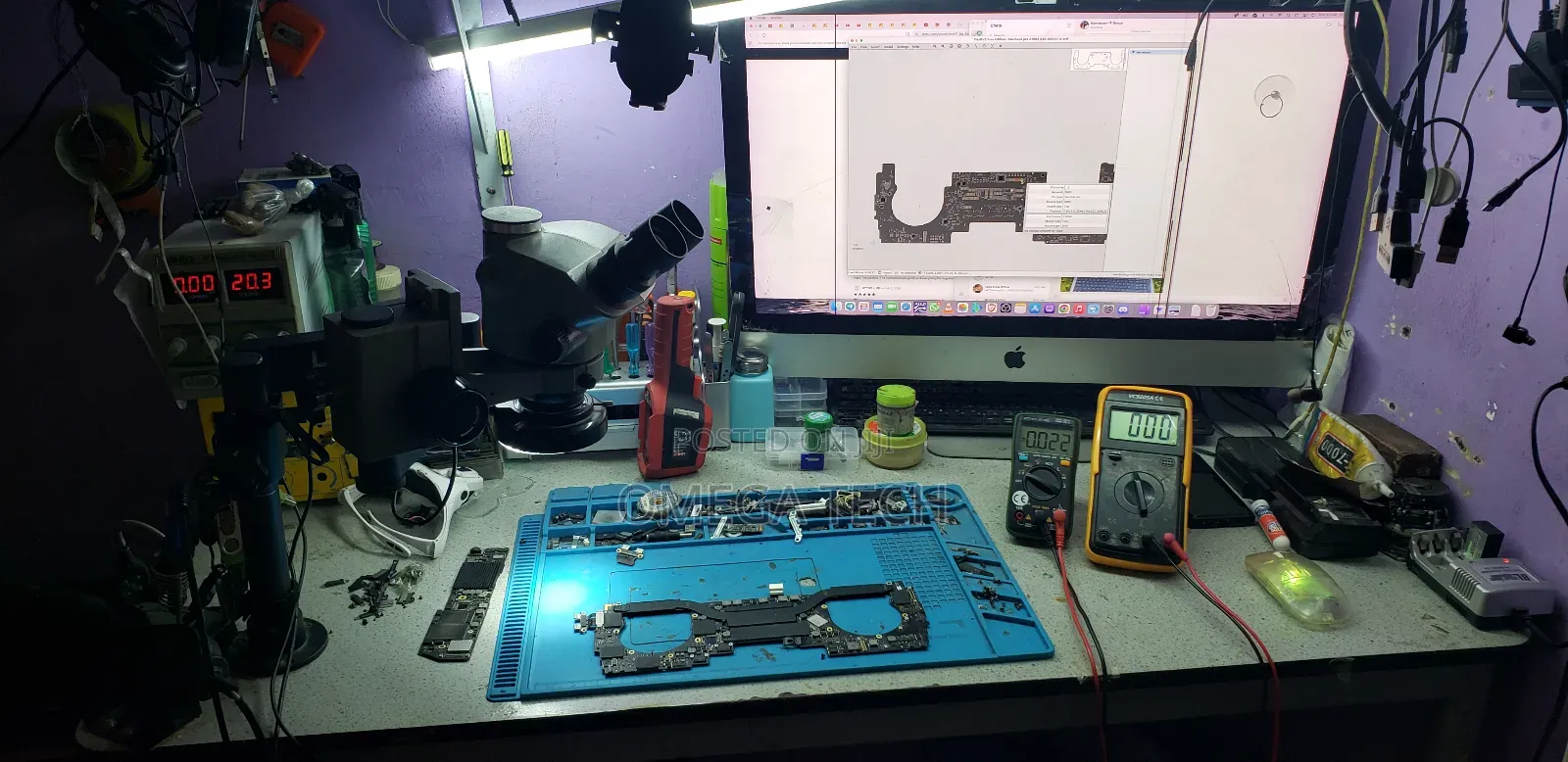 Macbook Screen and Repairs