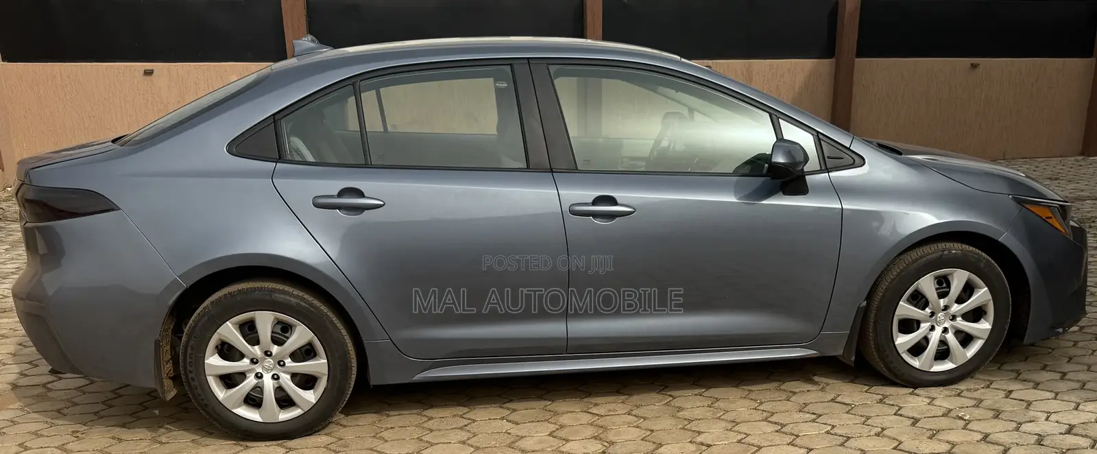 Toyota Corolla LE 2024 Gray