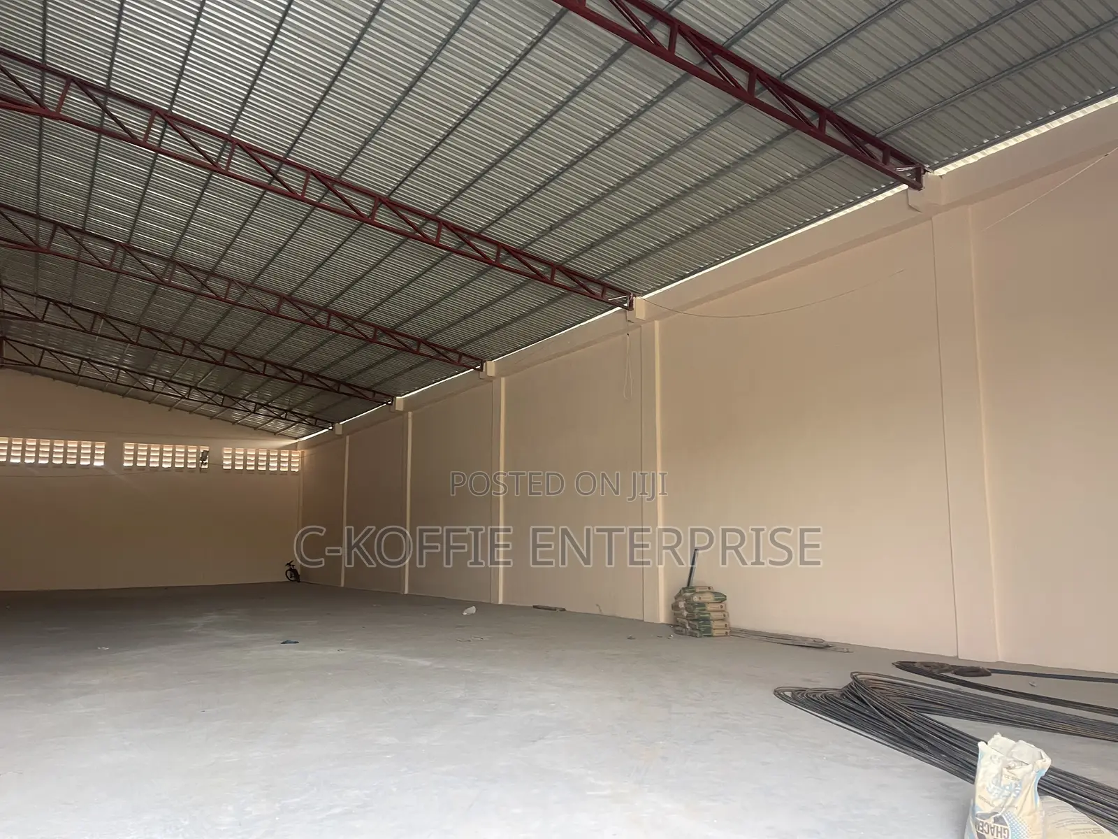 1000 SQM Warehouse at Spintex for Rent