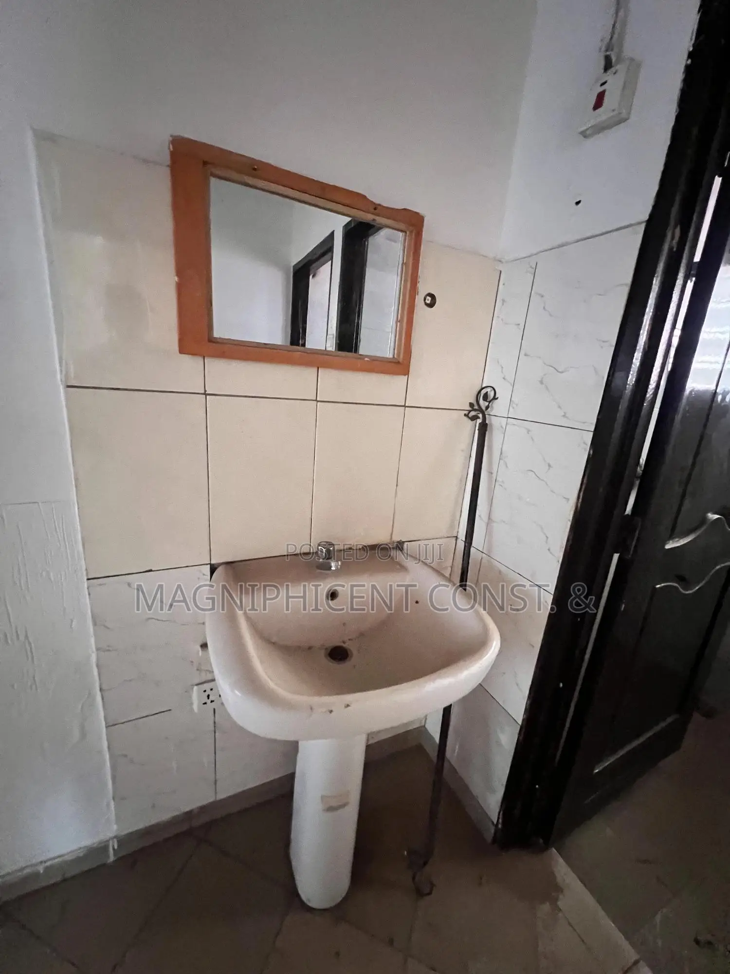 2bdrm House in Lakeside Estates, Ashaley Botwe for rent