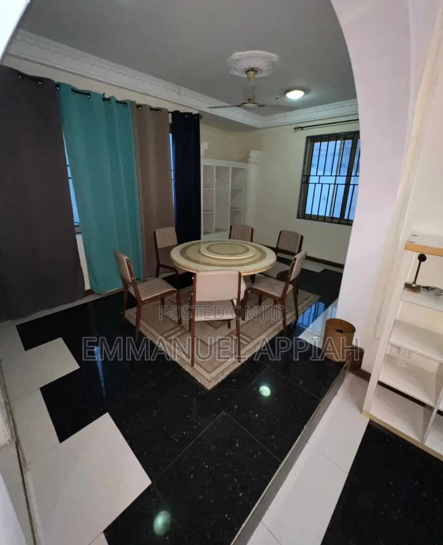 7bdrm House in Macaty Hills for sale