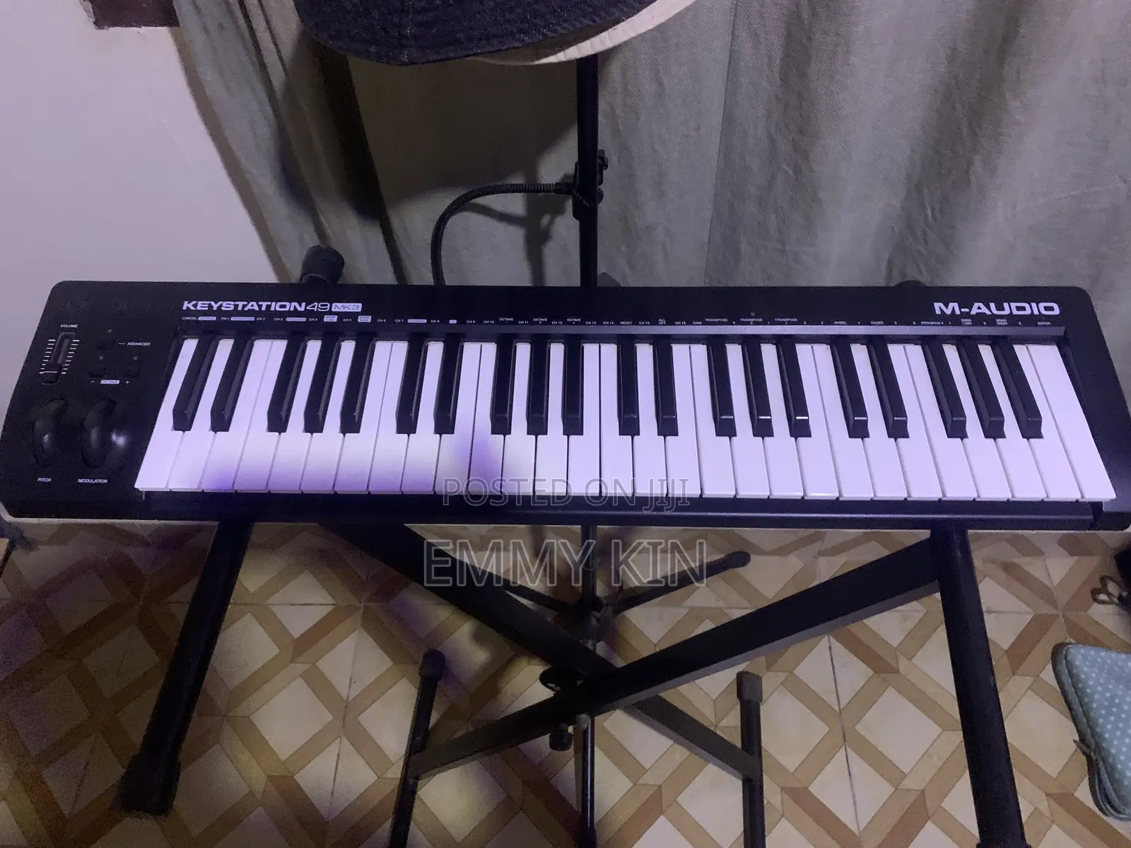 M-audio Mini Keyboard With Stand