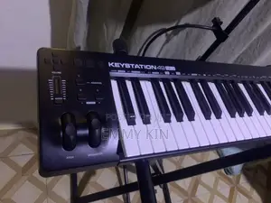 M-audio Mini Keyboard With Stand