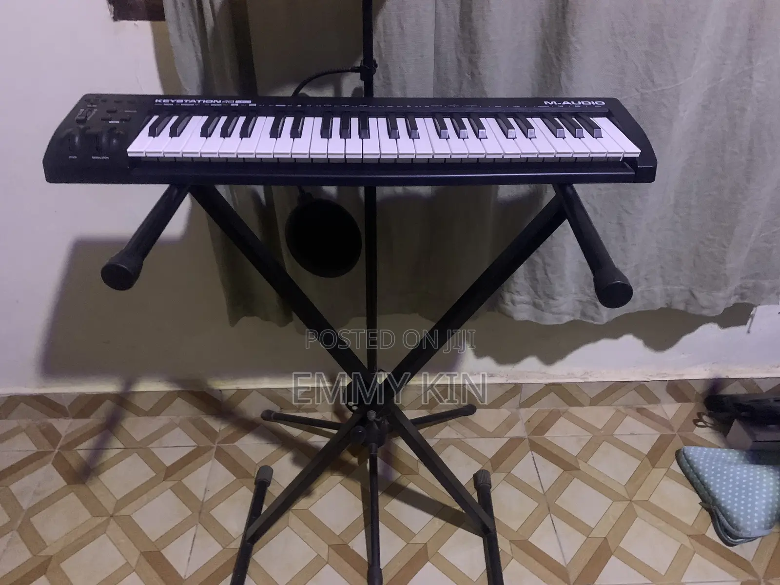 M-audio Mini Keyboard With Stand